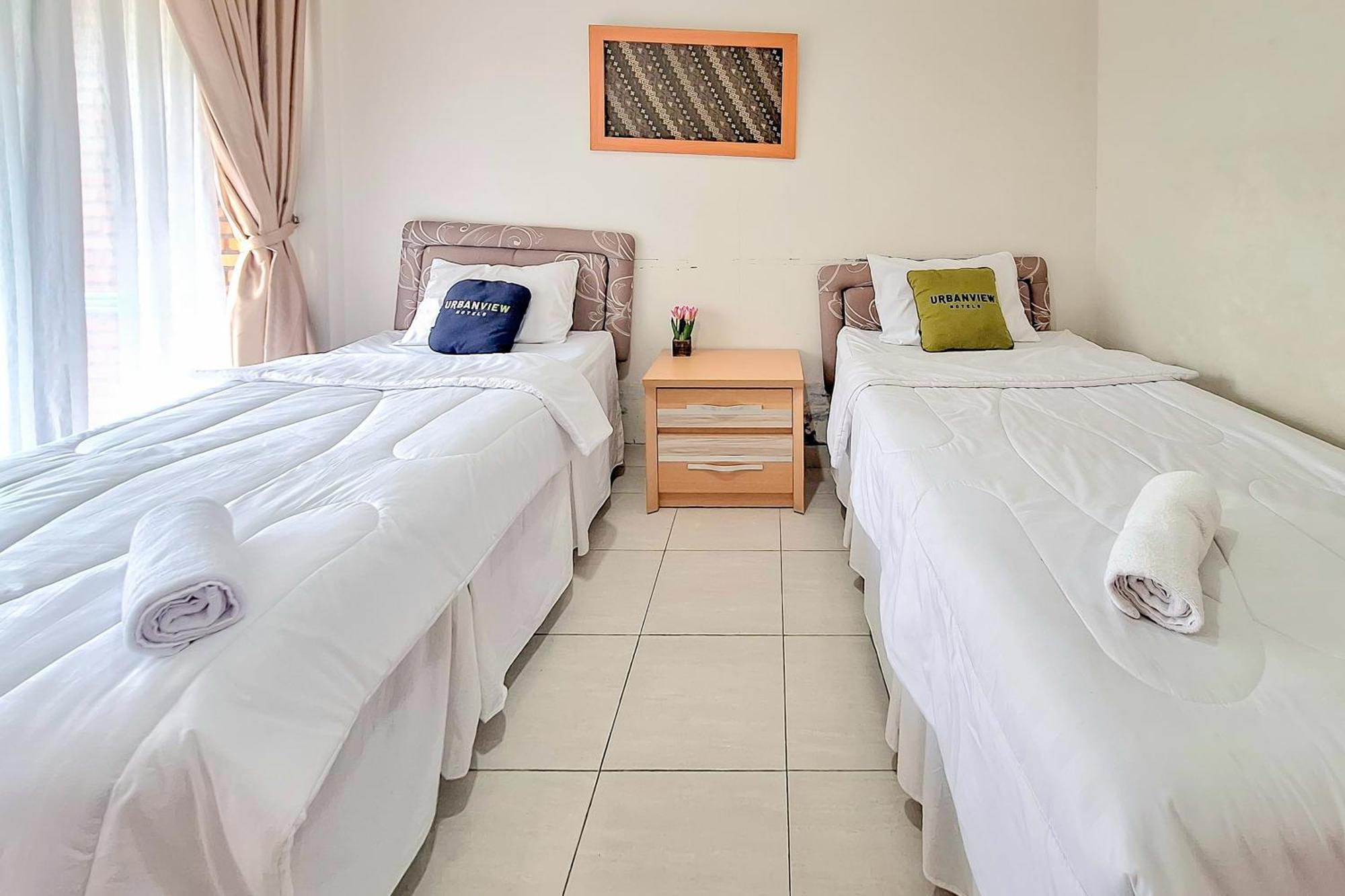 Urbanview Hotel Tridaya Cisarua Puncak 外观 照片