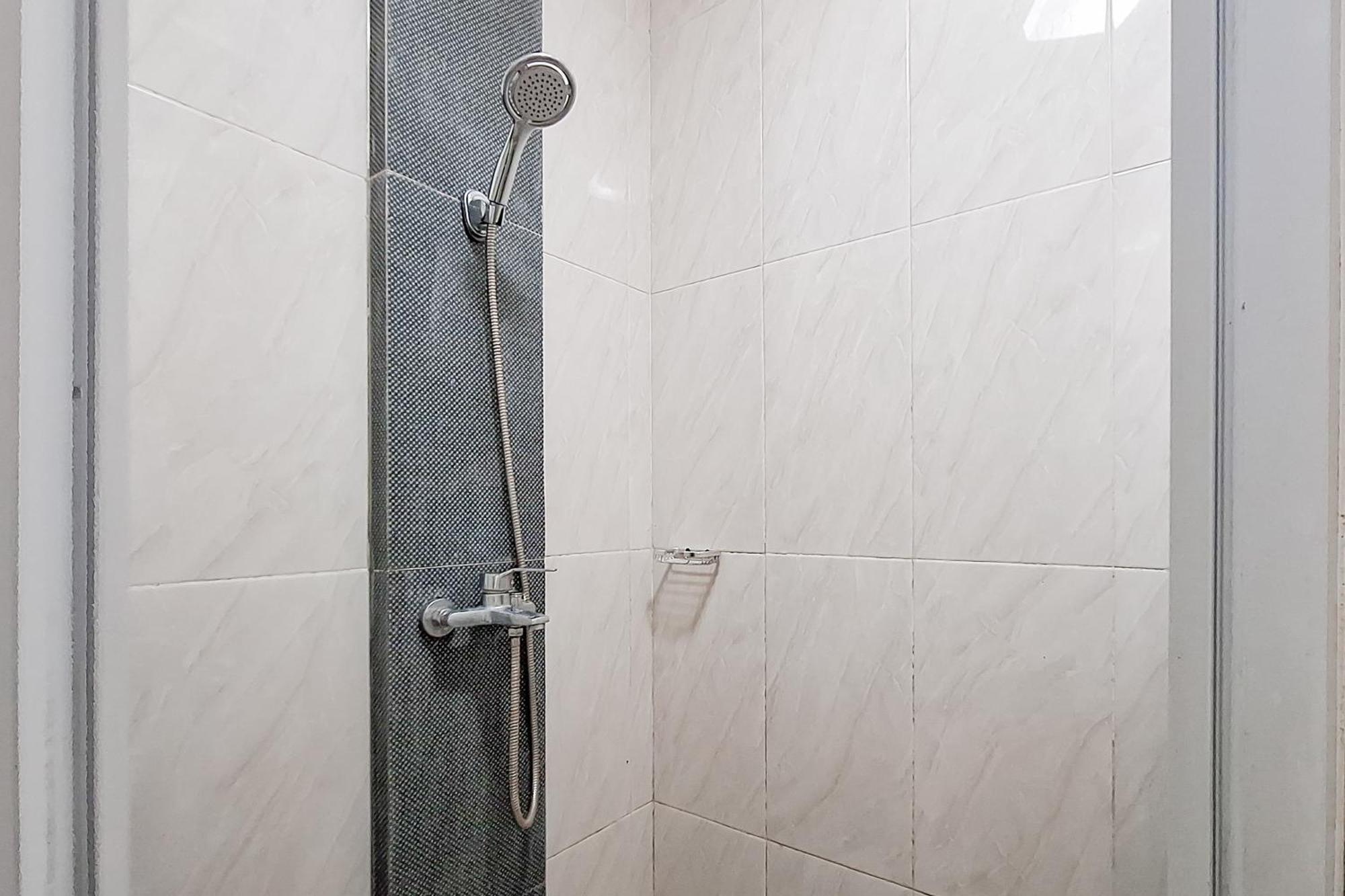 Urbanview Hotel Tridaya Cisarua Puncak 外观 照片