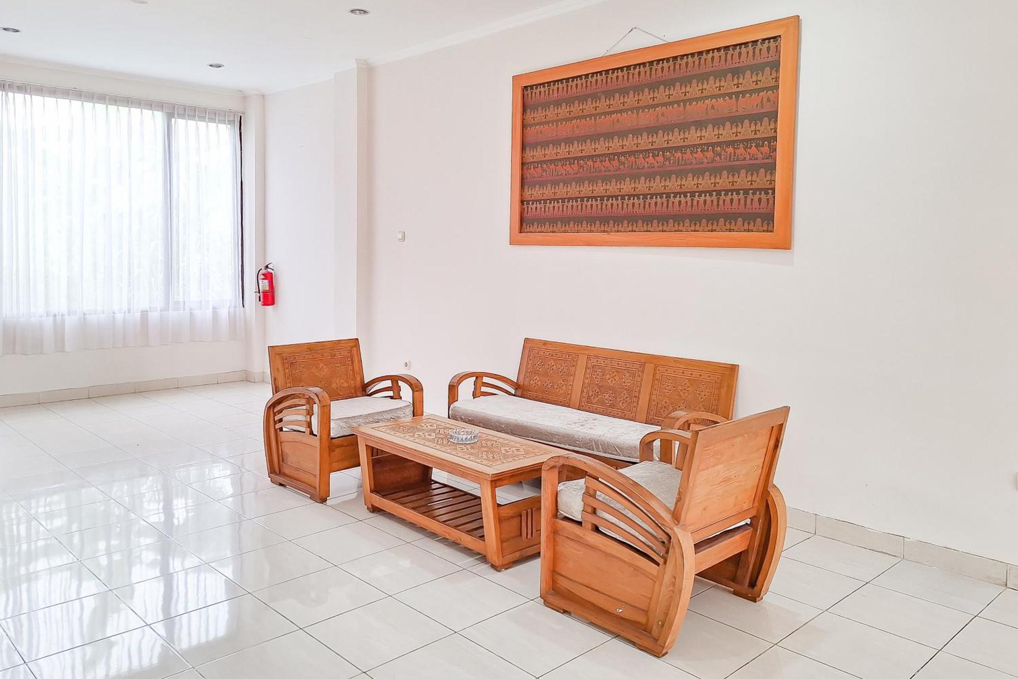 Urbanview Hotel Tridaya Cisarua Puncak 外观 照片